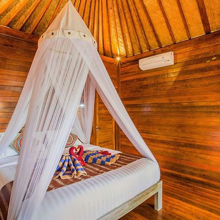 Sea Bridge Villa Ceningan Lembongan Exterior foto
