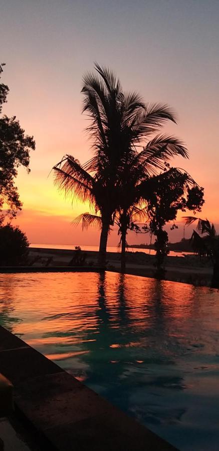 Sea Bridge Villa Ceningan Lembongan Exterior foto